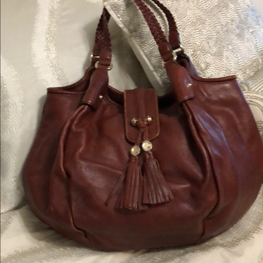 🔥Gucci!! Gorgeous Deep Red Gucci leather rare bag
